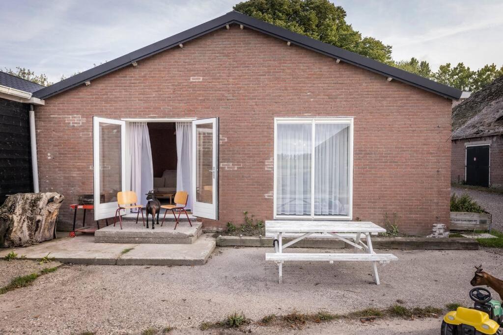 De Kaasmakerij - Ruim Vakantiehuisje Op Huize Blokland Hem Εξωτερικό φωτογραφία